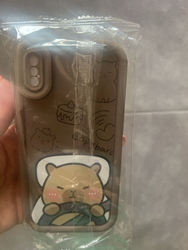 Etui iphon 13 pro brązowa capibara