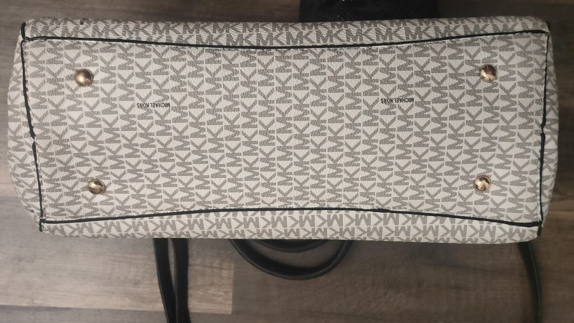świetna torebka MICHAEL KORS z brylokiem