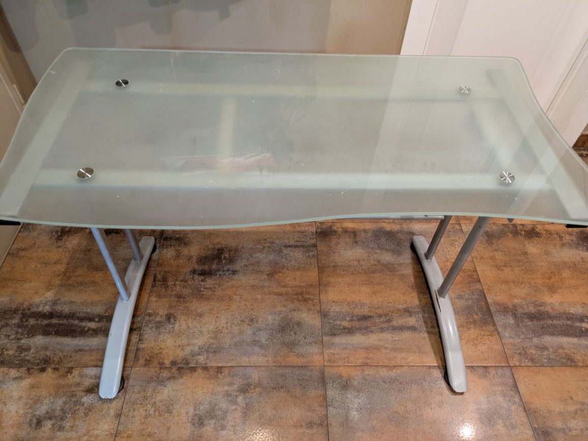 Secretaria de vidro