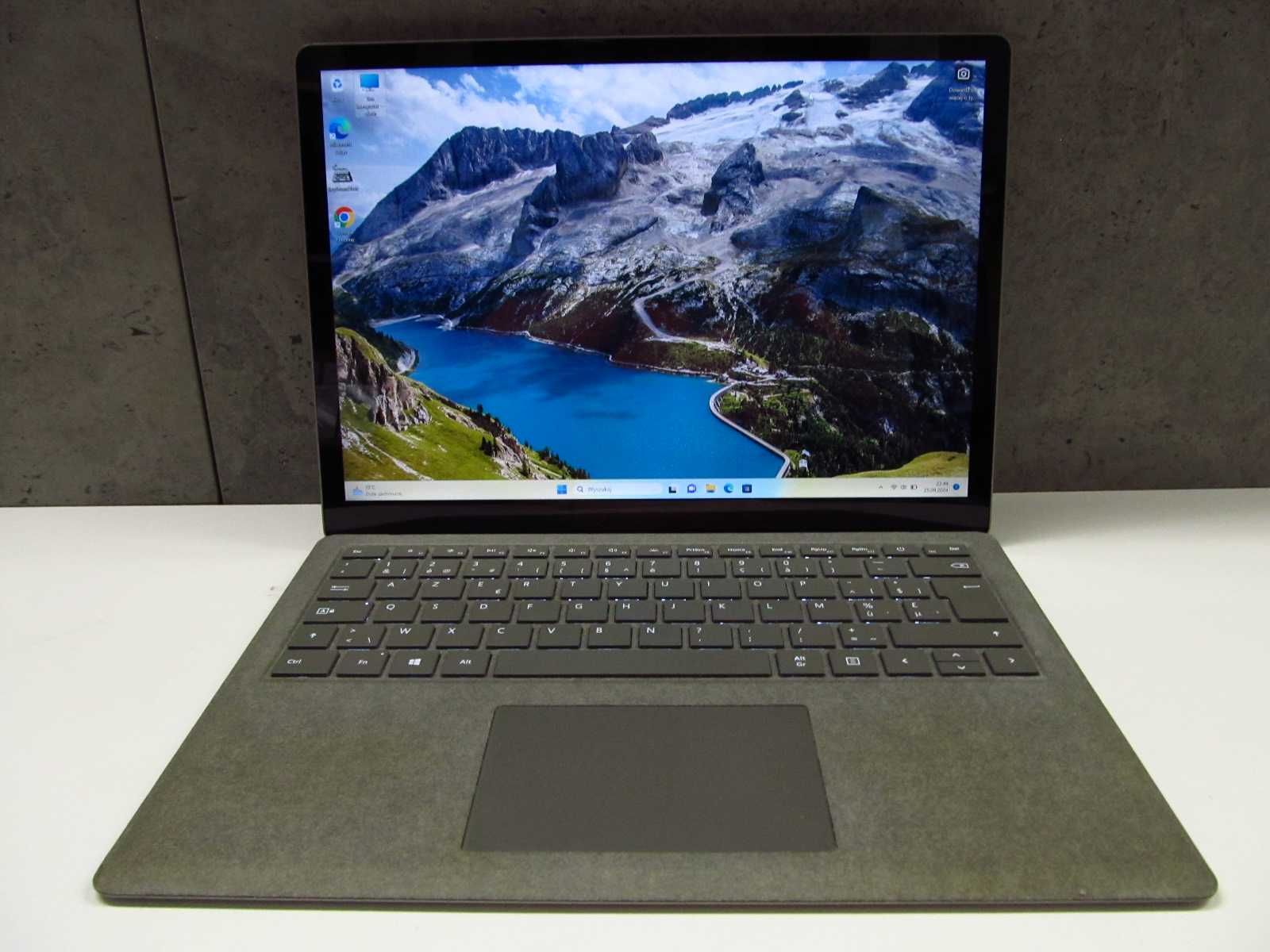 Microsoft Surface Laptop 1765 i5 7Gen 8GB dysk 256SSD Dotyk 2256x1504