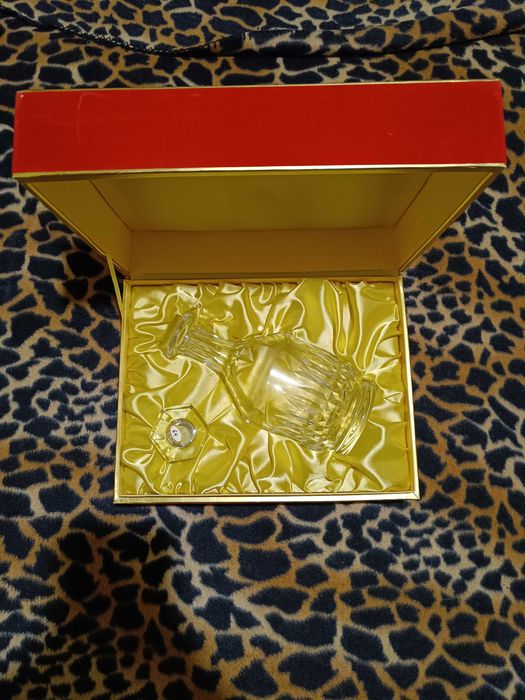 Garrafa de Cristal com Tampa