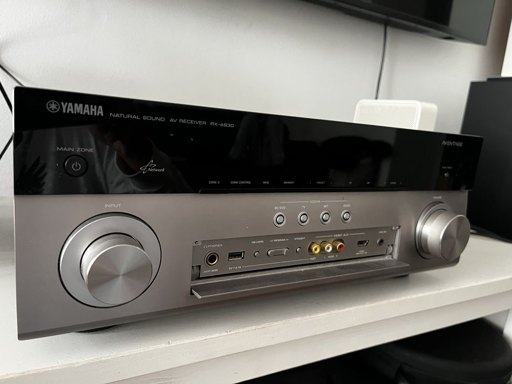 Yamaha RX-A830 amplituner