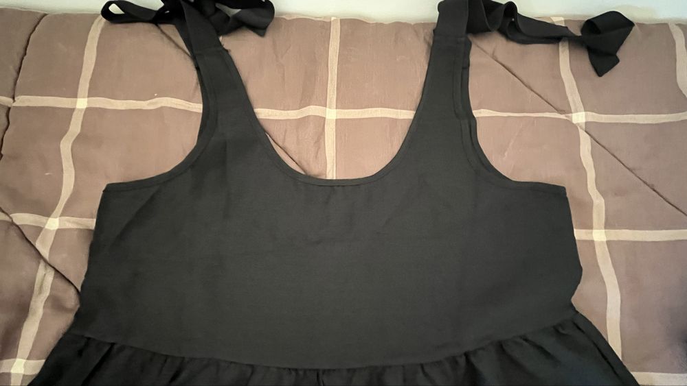 Vestido preto SHEIN XL com alças laço e bolso lateral