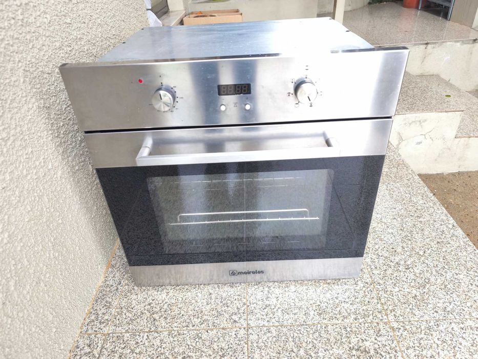 Forno Meireles MF 7606 X usado