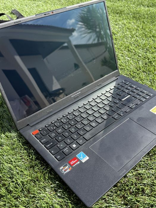 Asus Vivobook S15 OLED