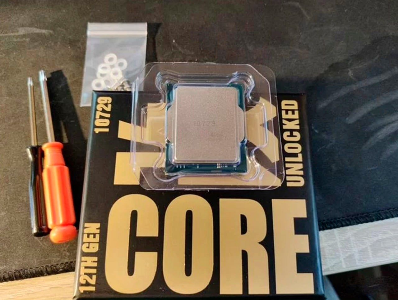Процесор Intel core-i9 12900HX/12900K