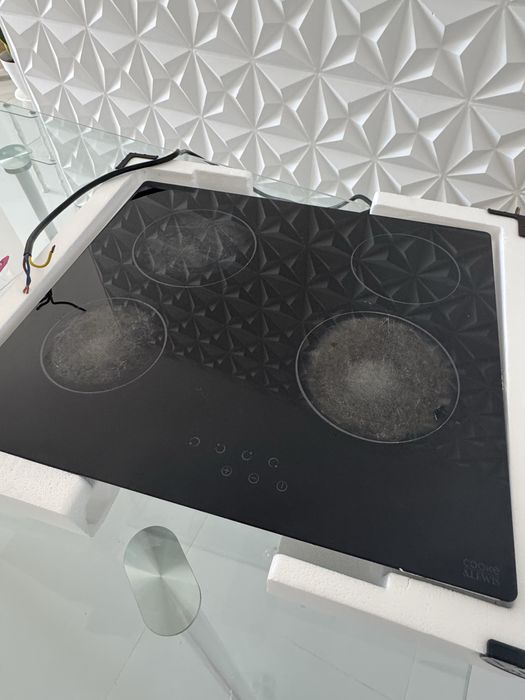 Placa vitro 4 fogos Cooke & Lewis