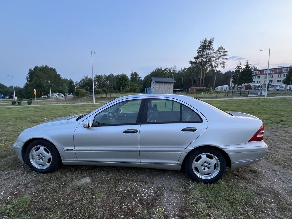 Mercedes Benz C200 CDI (w203)