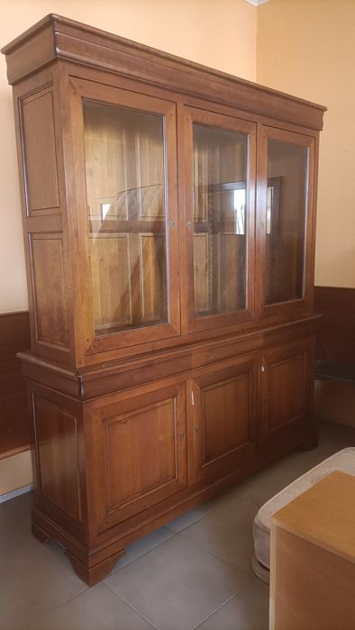 Móvel de sala castanho