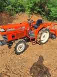 Минитрактор KUBOTA L1-195 з фрезою