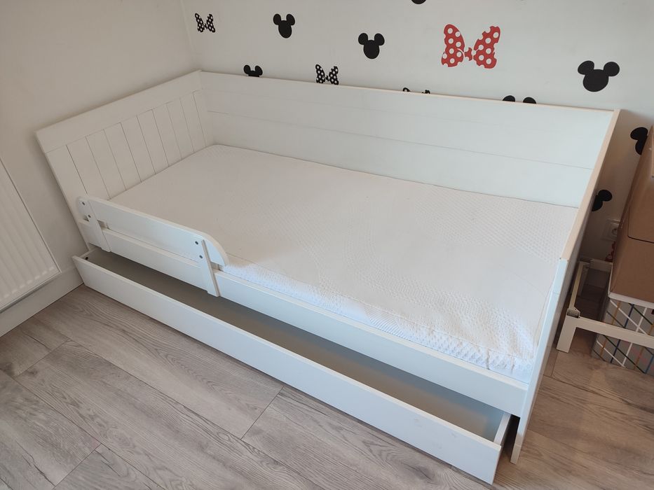 Łóżko dziecięce młodzieżowe Pinio Blanco 200x90 białe + Materac