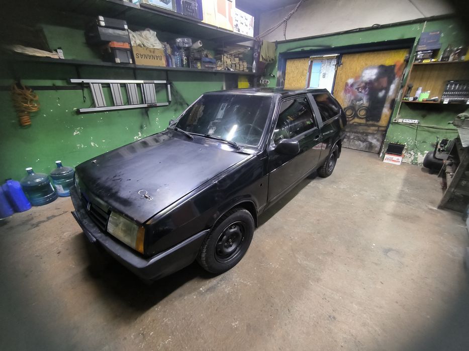 Ваз 2108. Сел и поехал.