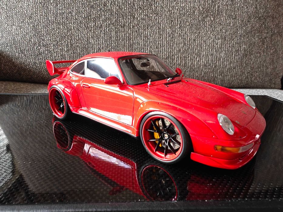 GT SPIRIT 1:18 Porsche 911 RSR Red GT366 limit 1100 komplet box
