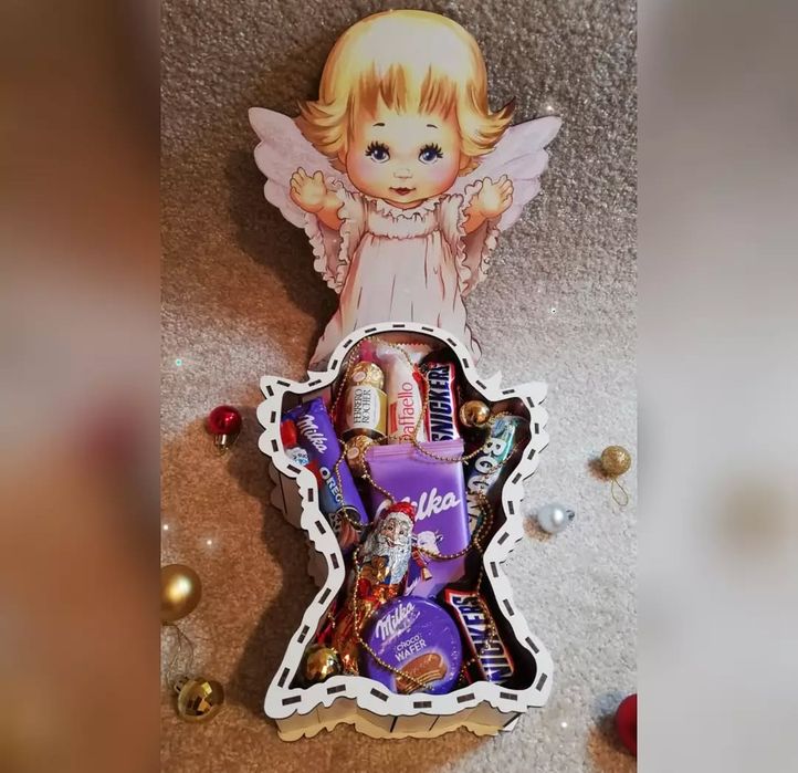 Новорічні коробки для подаруночків (солодощів). Подарунок. Кіндер