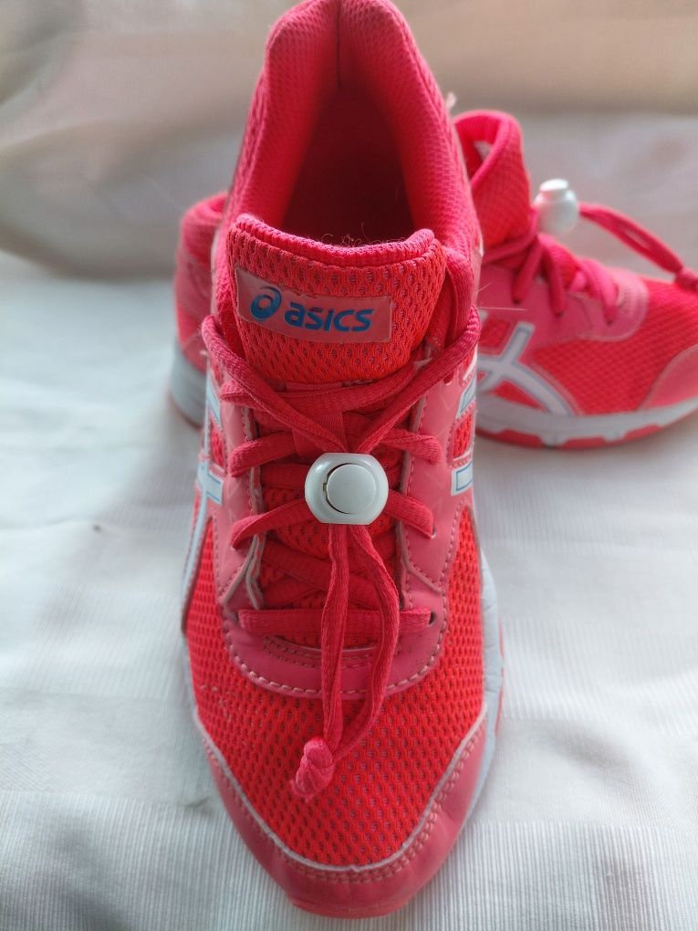 Кросовки ASICS орегінал устілка 22-22.5 см.