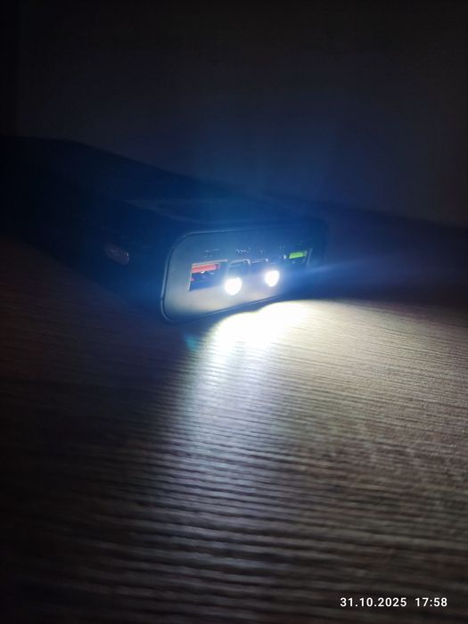 (новий) павербанк  на 30 000