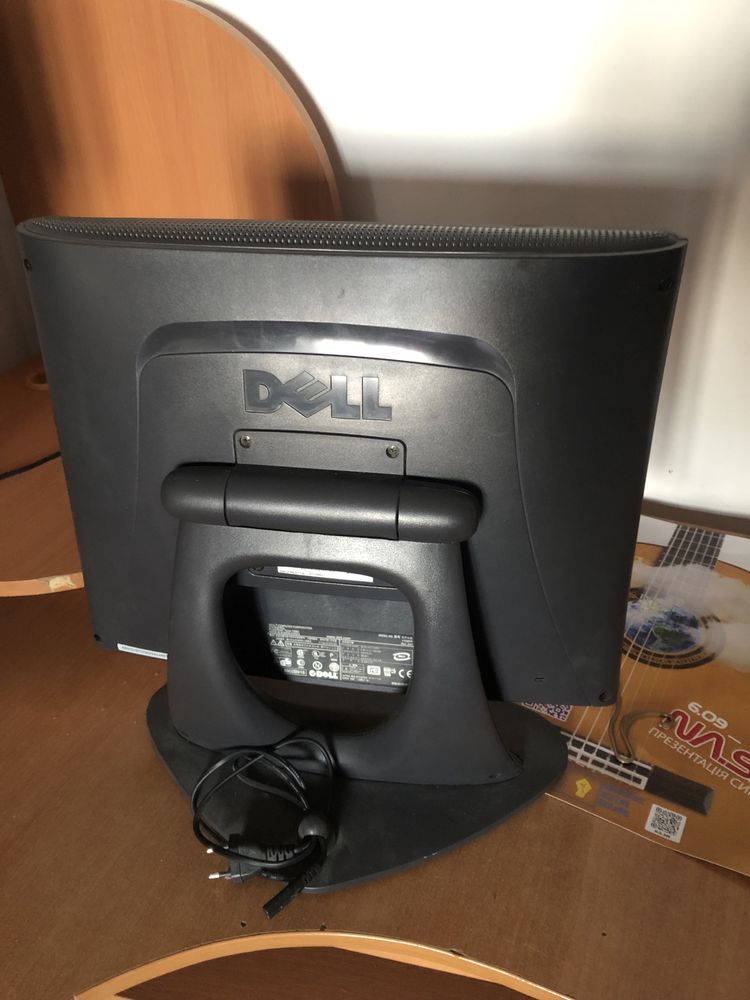Монітор Dell 15” vga