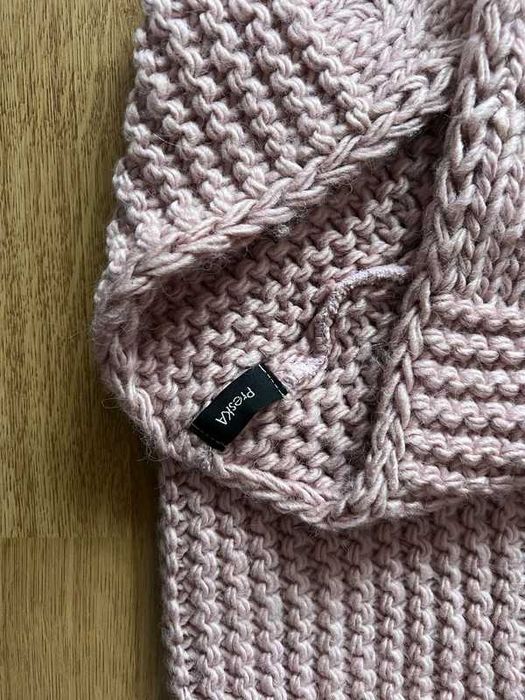 Różowy komin Preska warkoczowy splot wełna