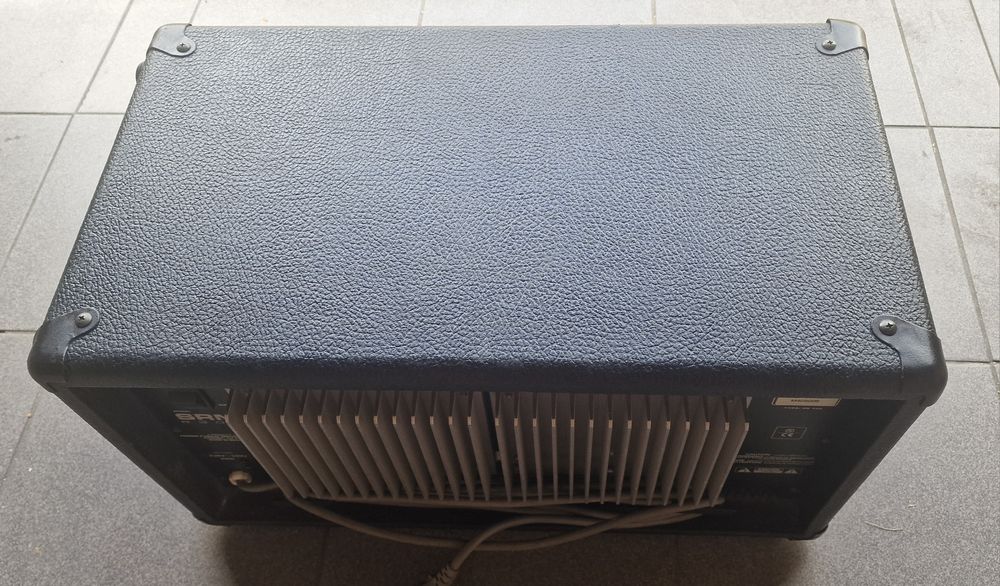 Fender SRM 8302 mixer 8 kanałowy