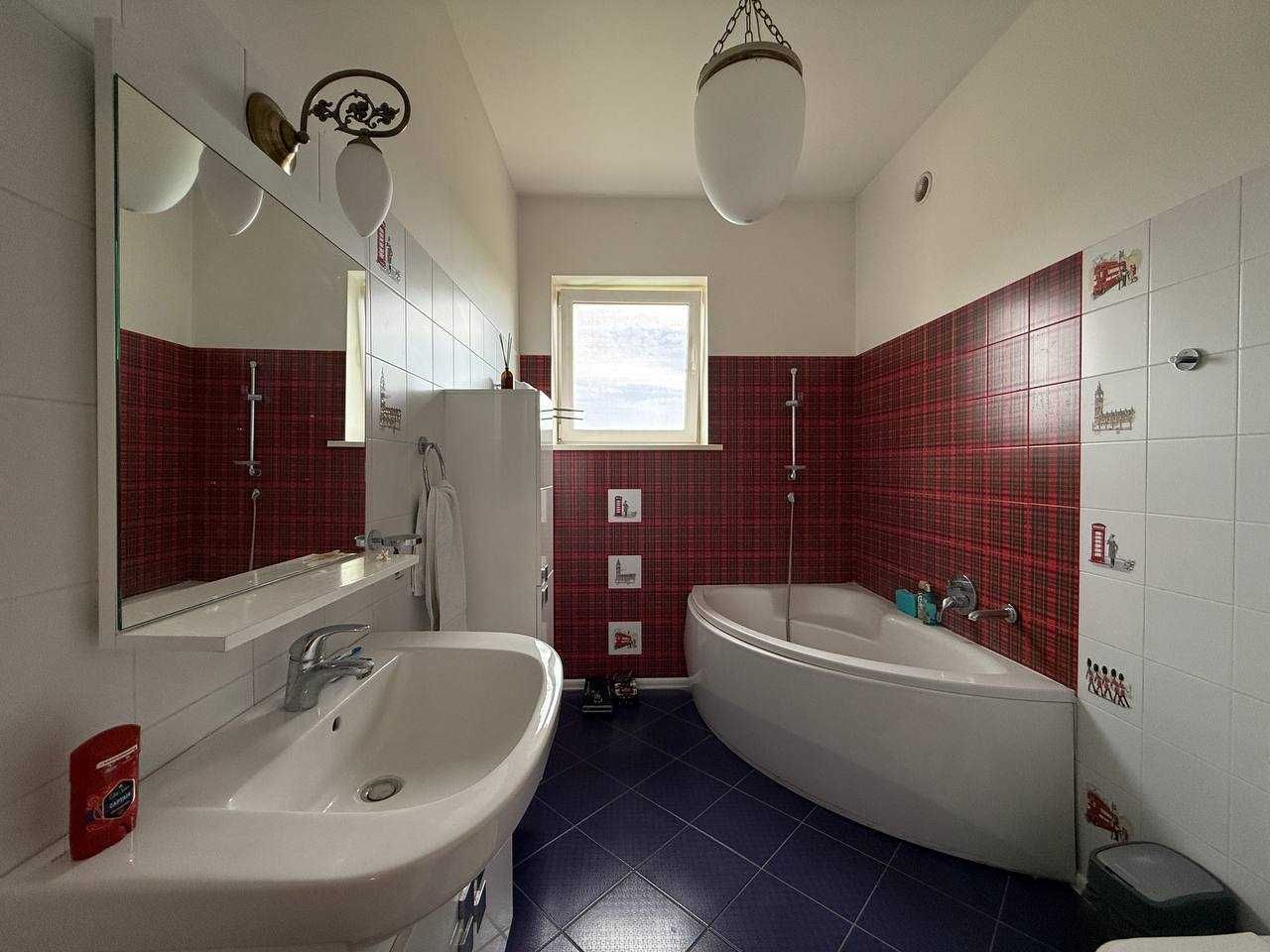 Продам уникальный 2эт дом 280 м + SPA-дом 170 м в коттеджном секторе