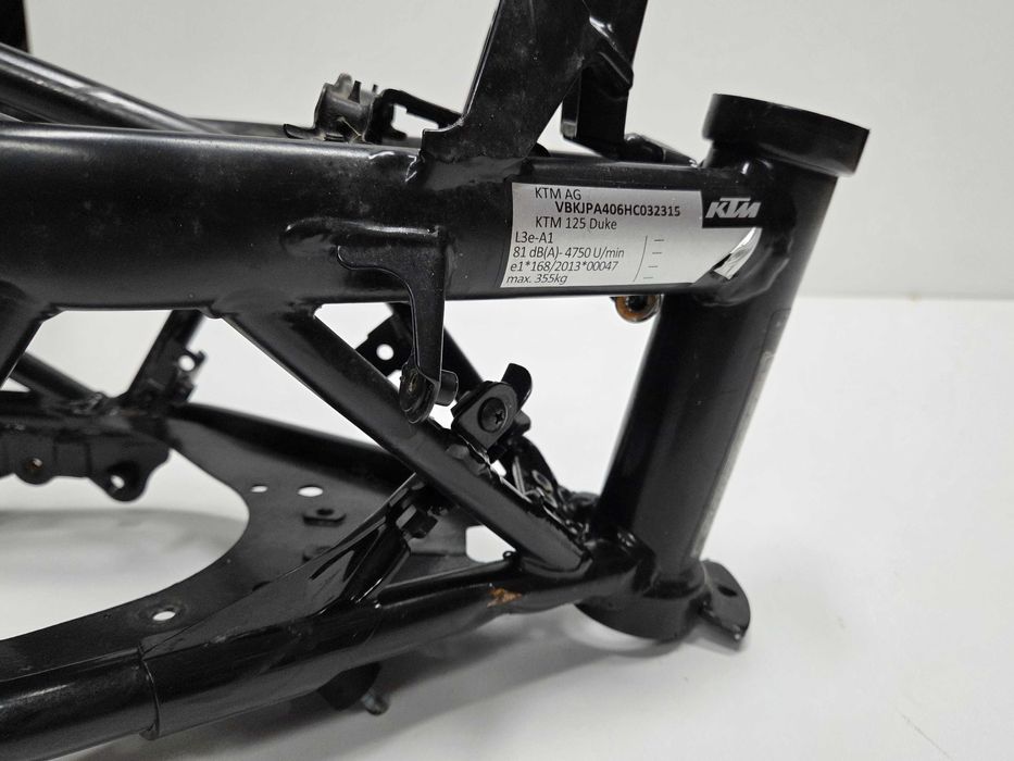 Rama + papiery dokumenty KTM Duke 125 rok 2017+