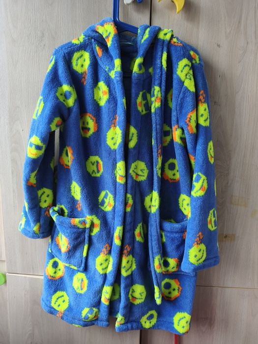 Szlafrok dziecięcy w emotki 122/128