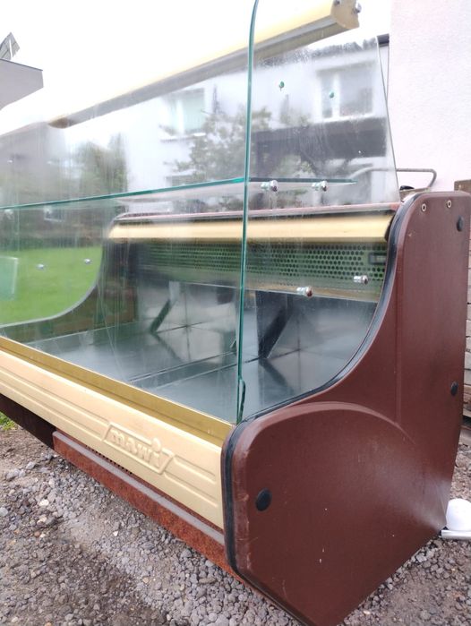 Lada chłodnicza witryna