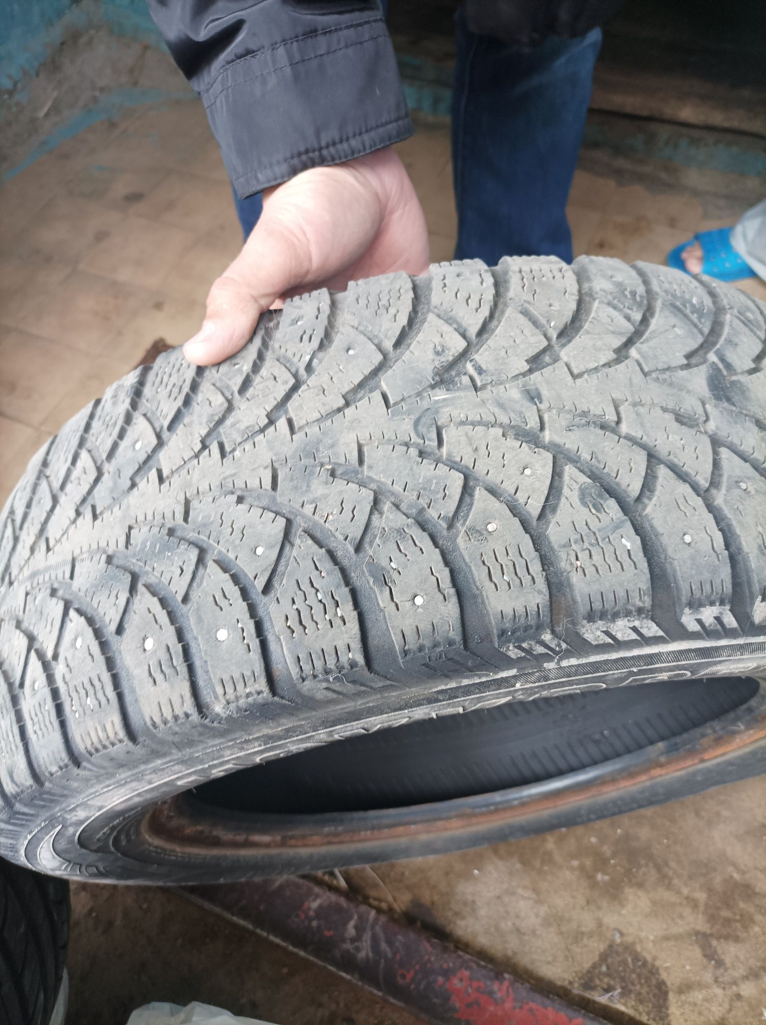 Nokian зимові шини 195/60 R15