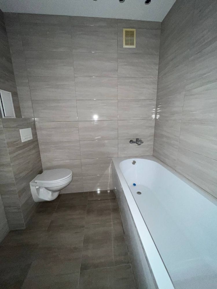 Продаж нової 2 кімнатної квартири Центр (Мостобудівників 18) ID-1114-2