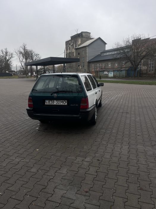 Продаю Volkswagen Golf 3