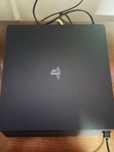 PlayStation 4 1TB + 2 comandos + 4 jogos