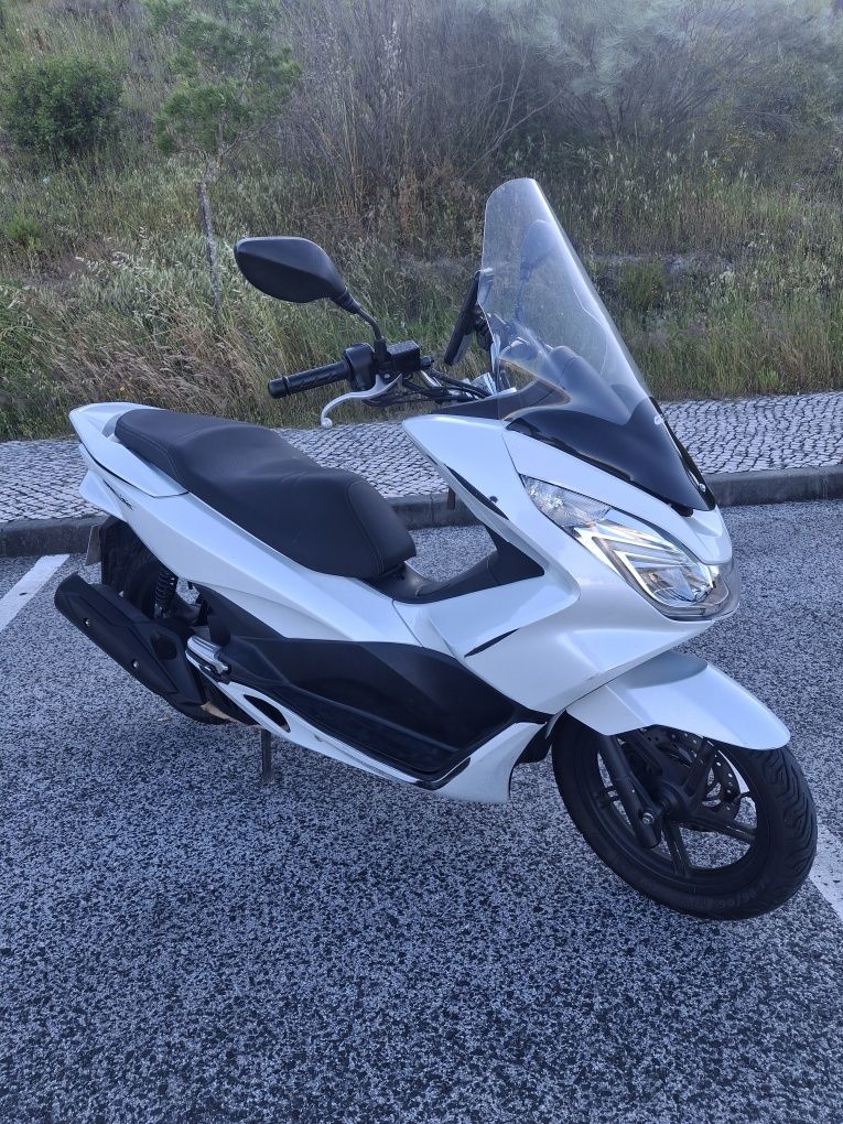 Pcx 125 cil  2014 ótimo  estado
