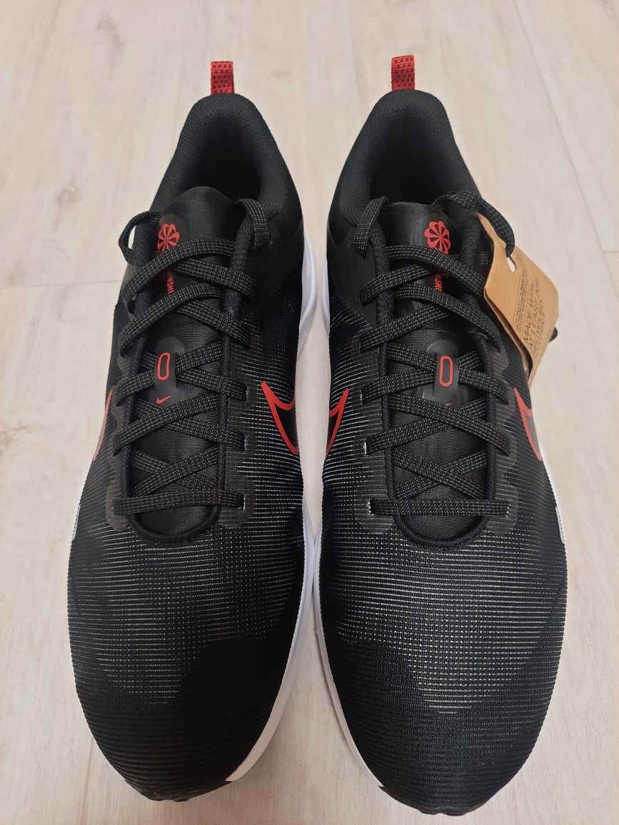 Оригінальні чоловічі кросівки для бігу Nike Downshifter 12 (DD9293-003
