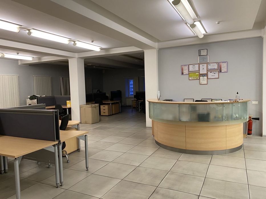 БЦ Колизей. Спорзал Сдам офис 400 кв.м кл.Руденко 6а БЦ Колизей