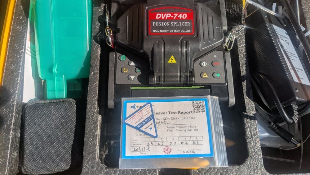 Зварювальний апарат для оптики DVP 740