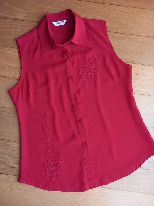 Blusa de seda com bordados, tamanho S/M