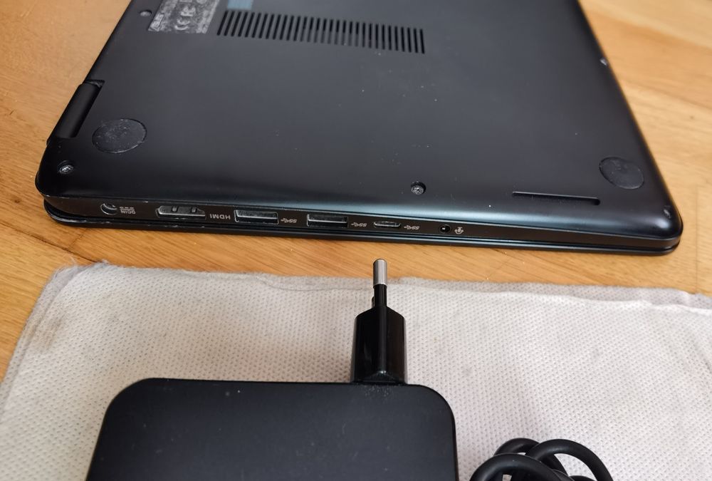 Asus VivoBook Flip Portátil/Tablet Office/Retro Gaming (ler descrição)