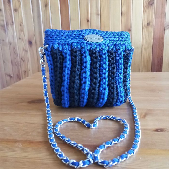 Torebka damska typu "hand made"