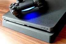Ps4 slim 500g em bom estádo