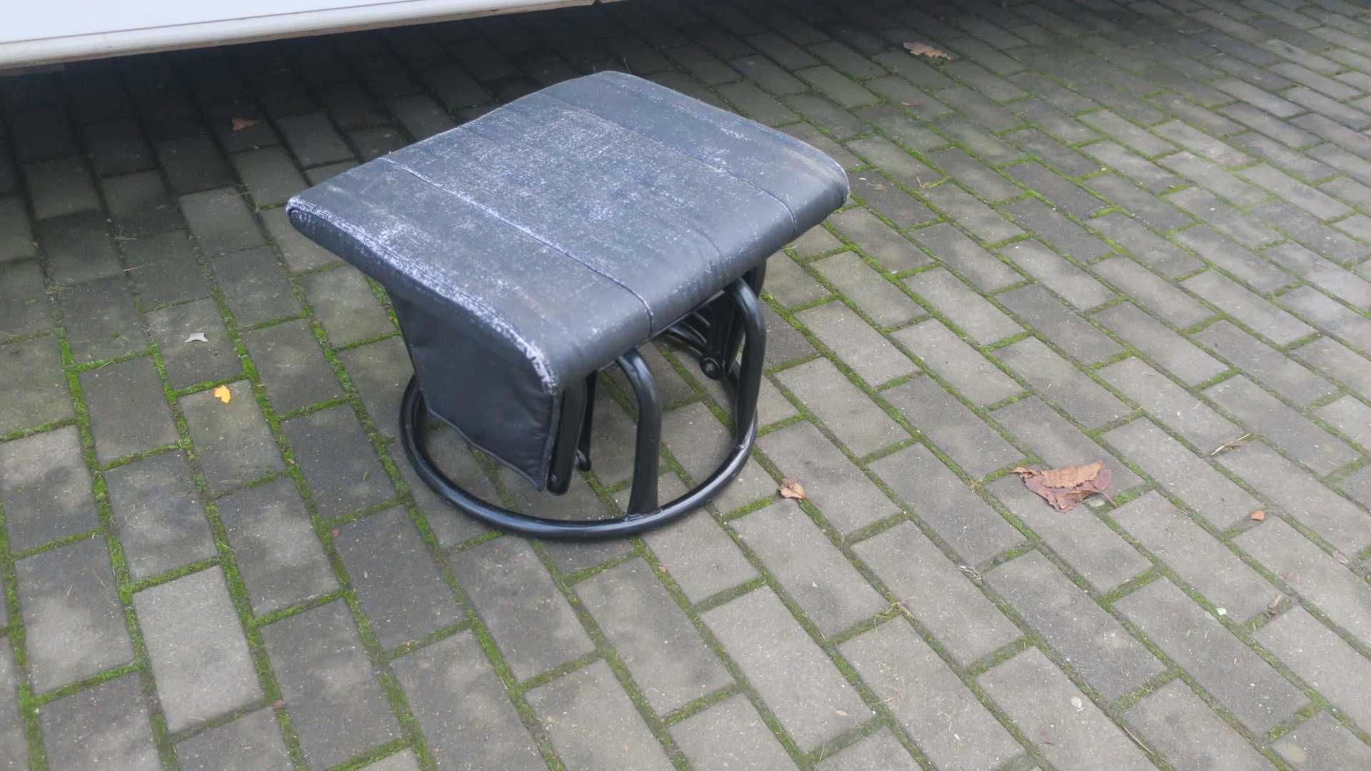 Taboret bujany metalowy