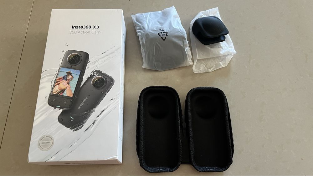 Kamera Insta360 X3 Standard Bundle