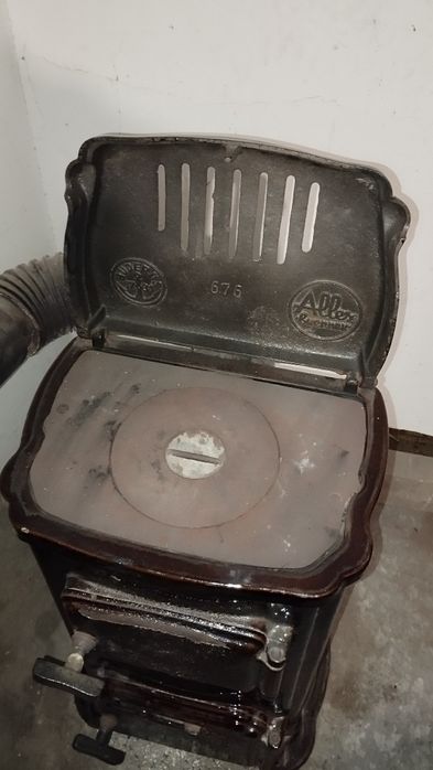 Piecyk żeliwny niemiecki Buderus koza