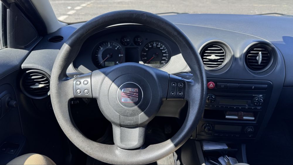 SEAT Ibiza 1.9 TDI 2006 com 277mil kms