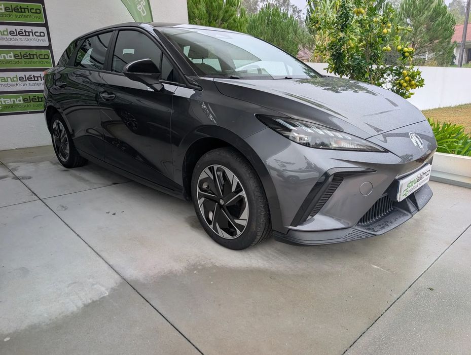 MG MG4 51 kWh Standard