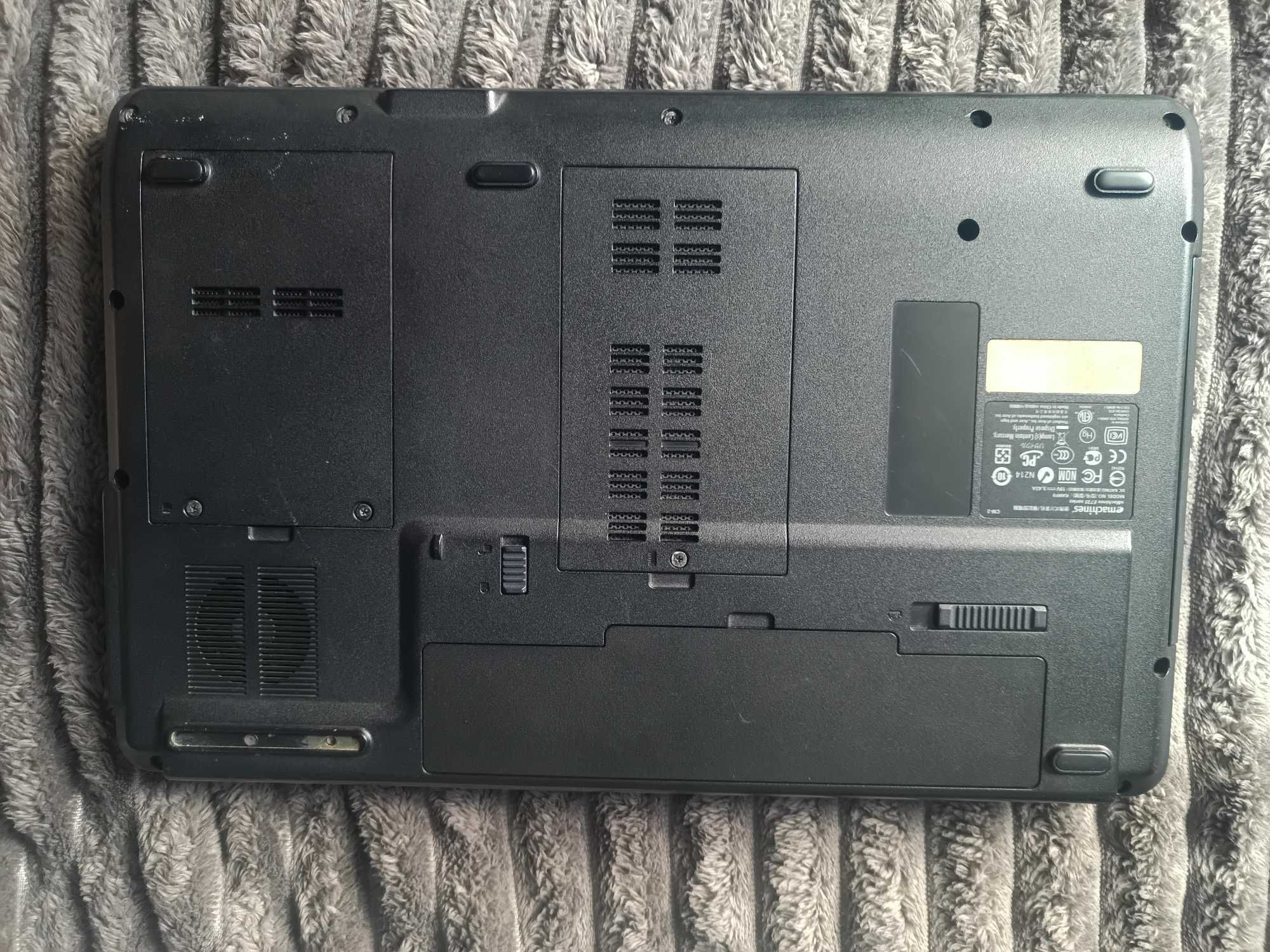 Ноутбук emachines E725