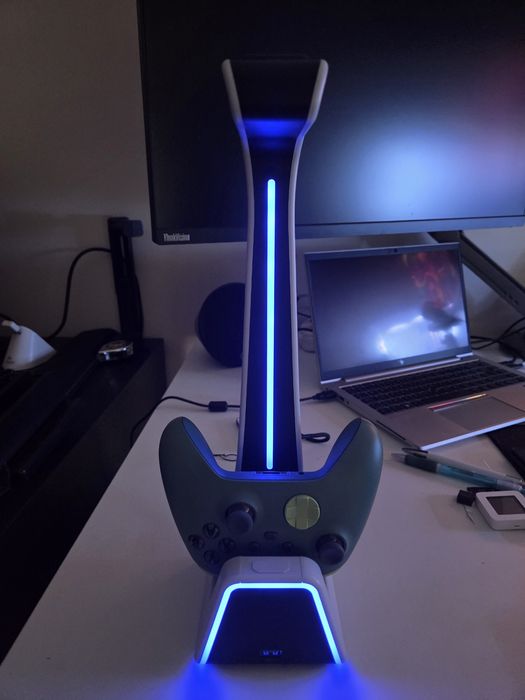 suporte auscultadores usb hub gamepad com carregamento magnetico