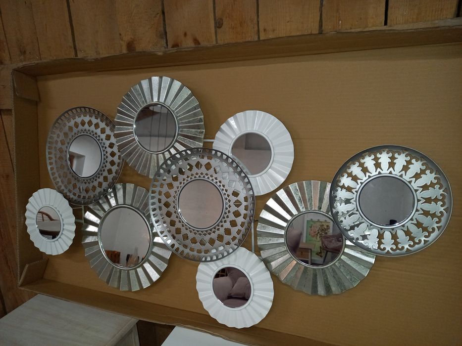 Metaloplastyka z lustrami.