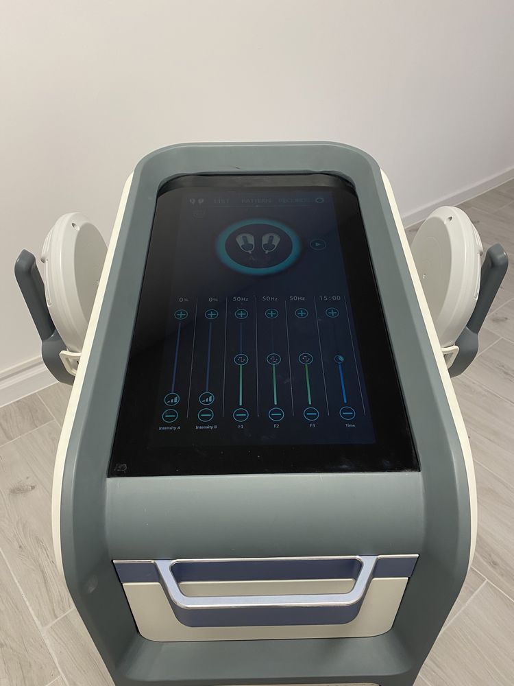 EMS Body Sculpt Body Space Buduje mięśnie