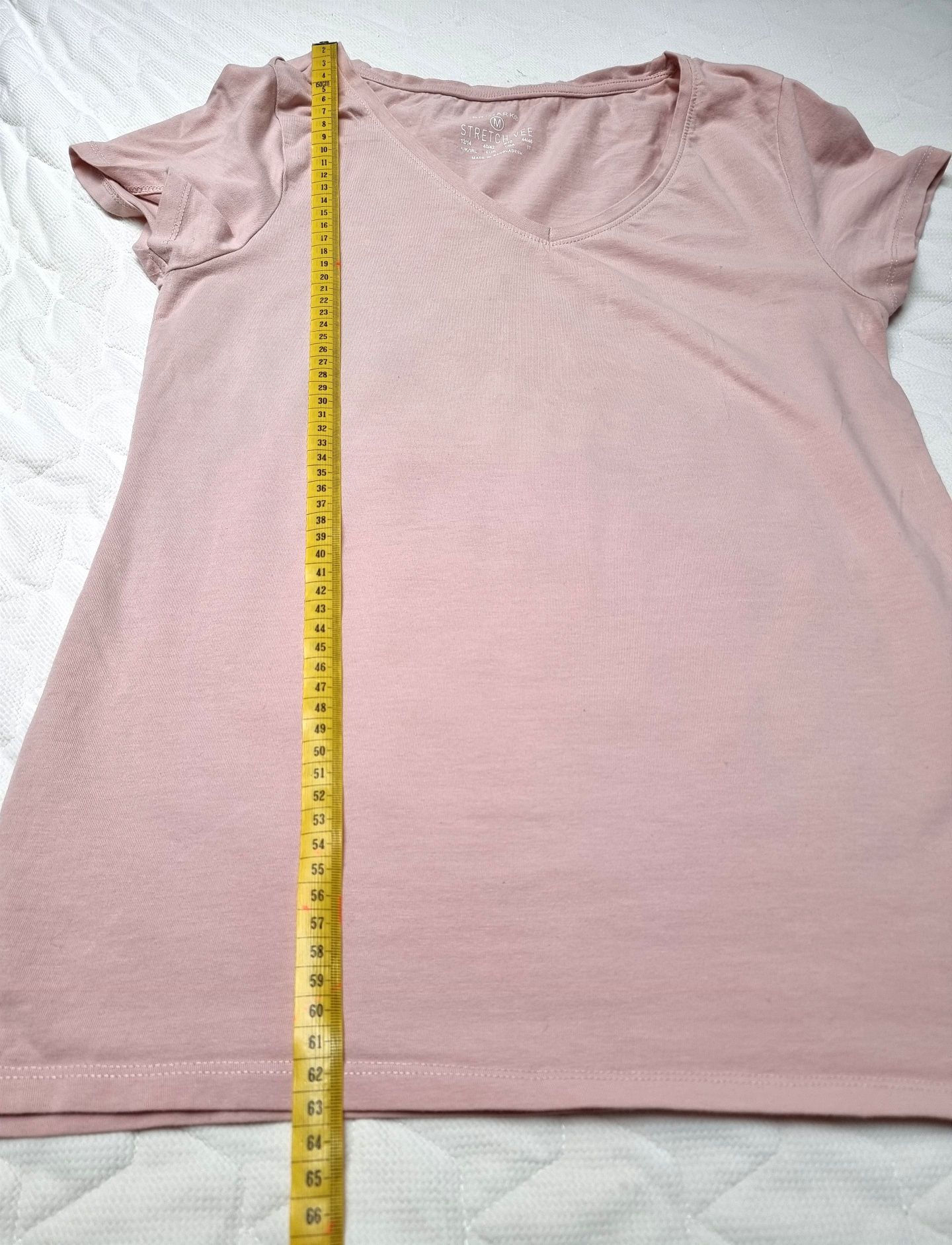 Basic koszulka. Gładki t-shirt na lato. 38 primark