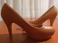 Karmelowe buty na obcasie - rozmiar 38, 24 cm